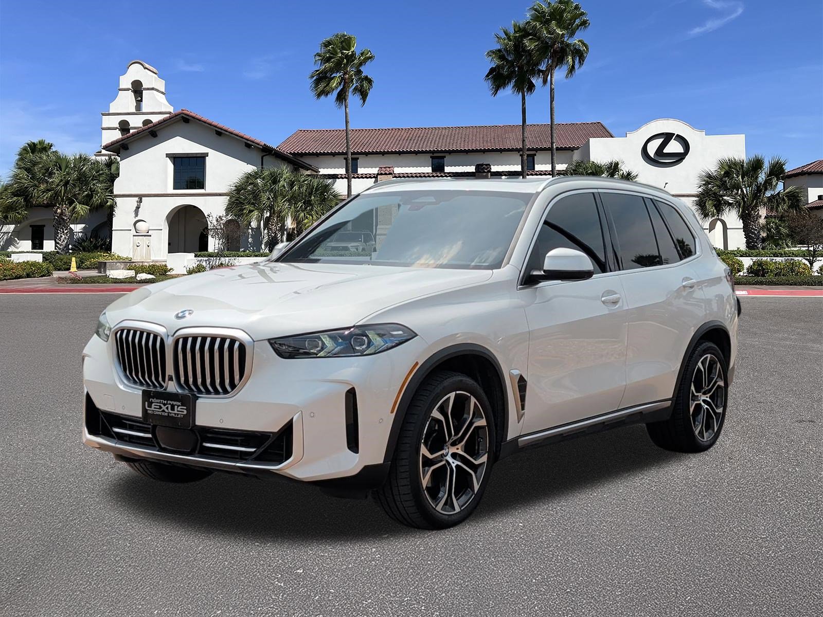 Used 2024 BMW X5 sDrive40i w/ Premium Package RWD image 5
