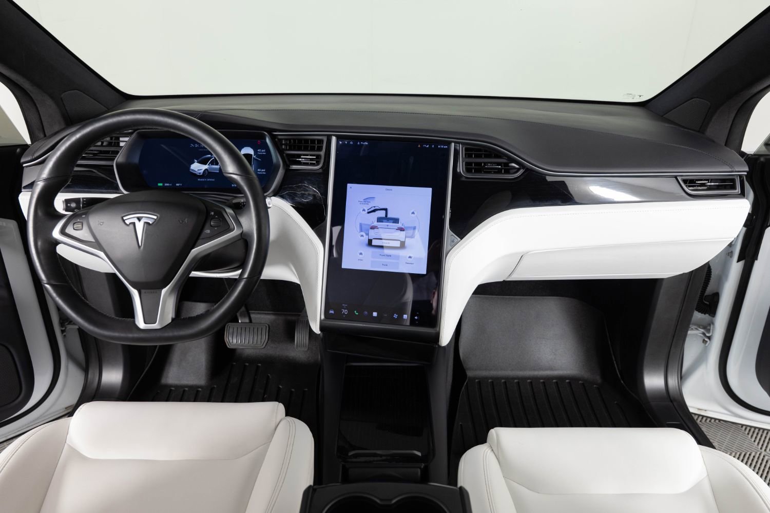 Used 2020 Tesla Model X Long Range image 41