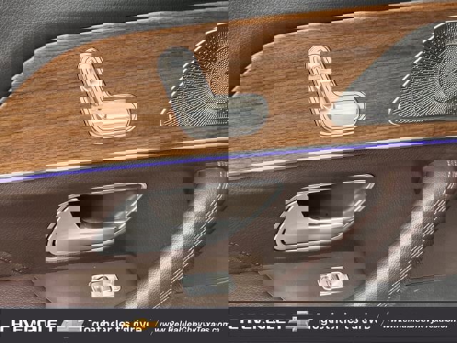 Used 2022 Mercedes-Benz GLS 450 4MATIC image 37