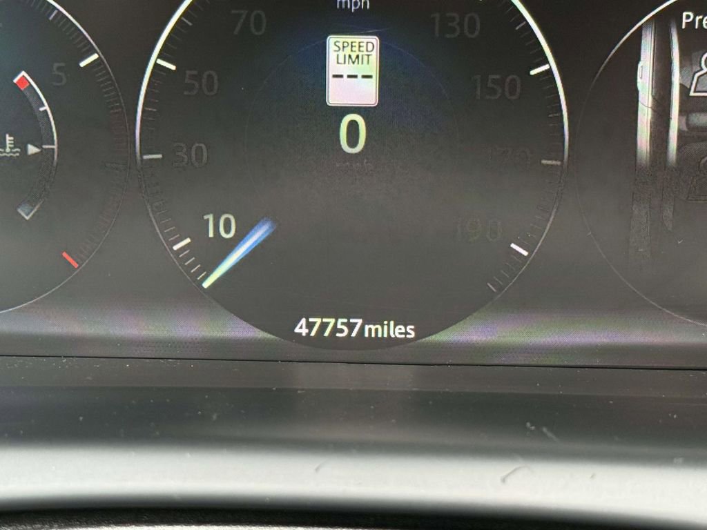 Used 2016 Jaguar XJ Supercharged RWD image 30