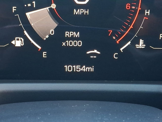 Used 2026 GMC Acadia Elevation w/ Elevation Premium Package FWD image 18
