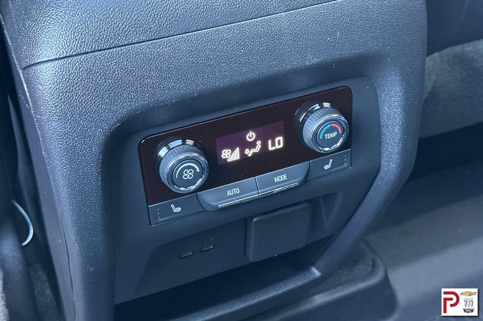 Certified 2024 Chevrolet Traverse RS image 14