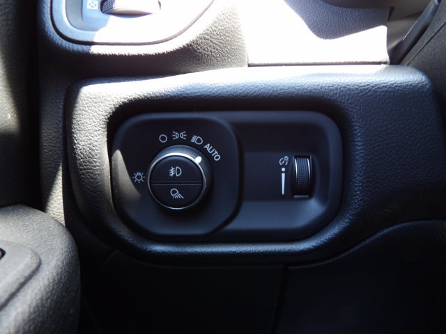 New 2026 RAM 3500 Tradesman AWD/4WD image 17