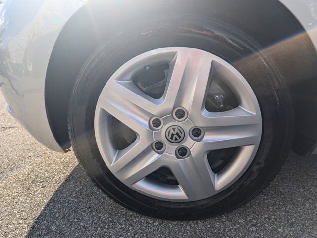 Used 2015 Volkswagen Beetle 1.8T image 20