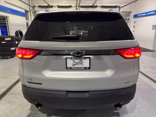 Used 2021 Chevrolet Traverse RS FWD image 9