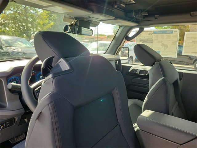 New 2026 Ford Bronco Base image 10