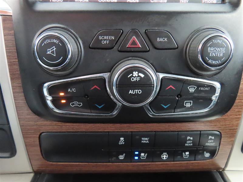 Used 2015 RAM 1500 Laramie w/ Convenience Group image 28