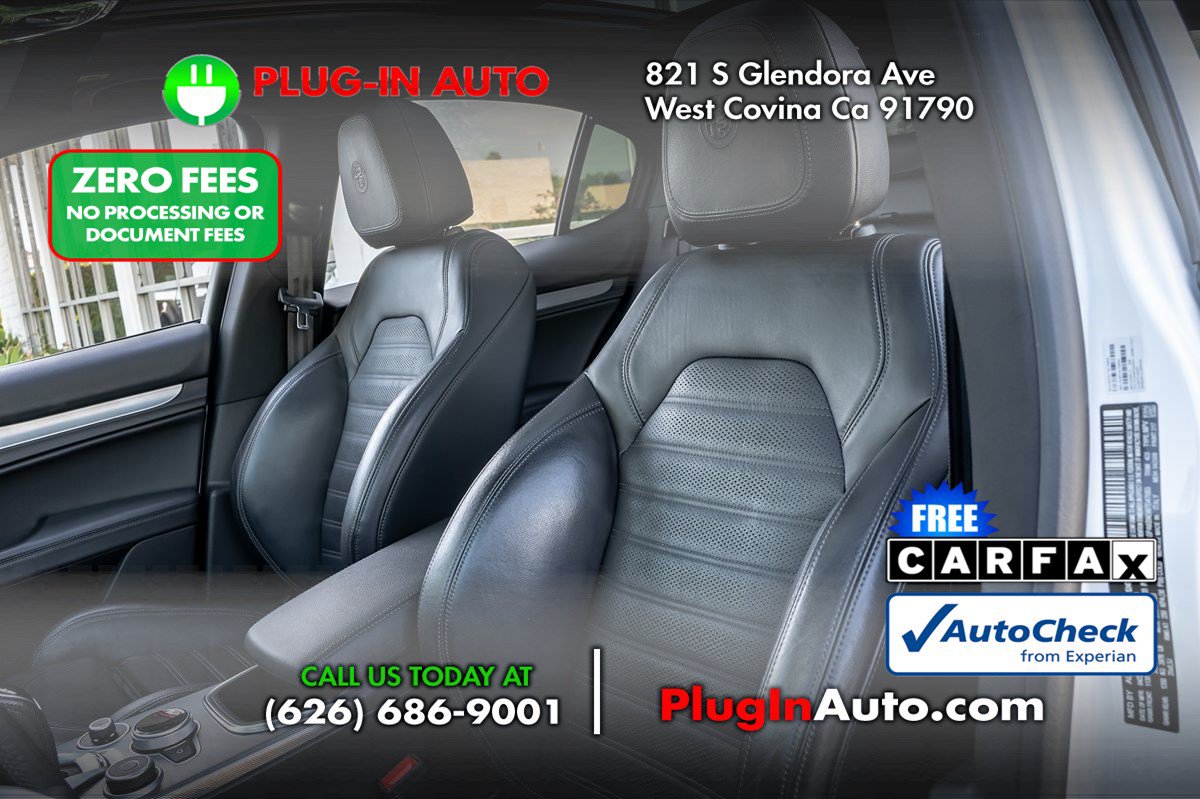 Used 2022 Alfa Romeo Stelvio Veloce AWD/4WD image 8
