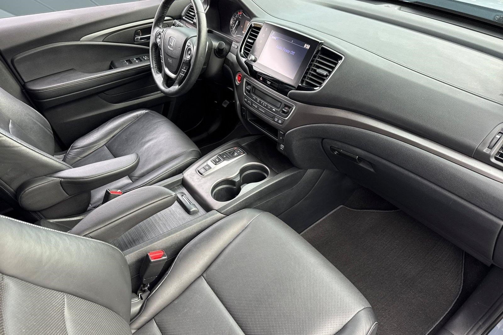 Certified 2023 Honda Ridgeline RTL image 32