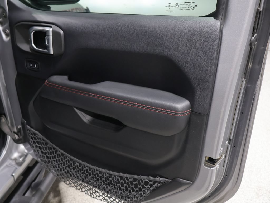 Used 2018 Jeep Wrangler Rubicon AWD/4WD image 18