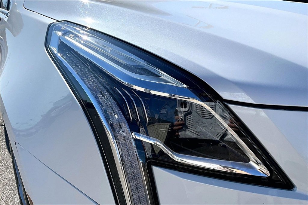 Certified 2025 Cadillac XT5 Premium Luxury image 31