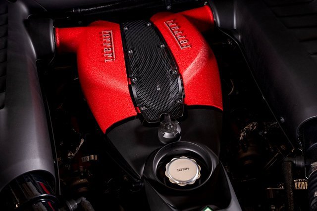 Used 2022 Ferrari F8 Tributo image 10