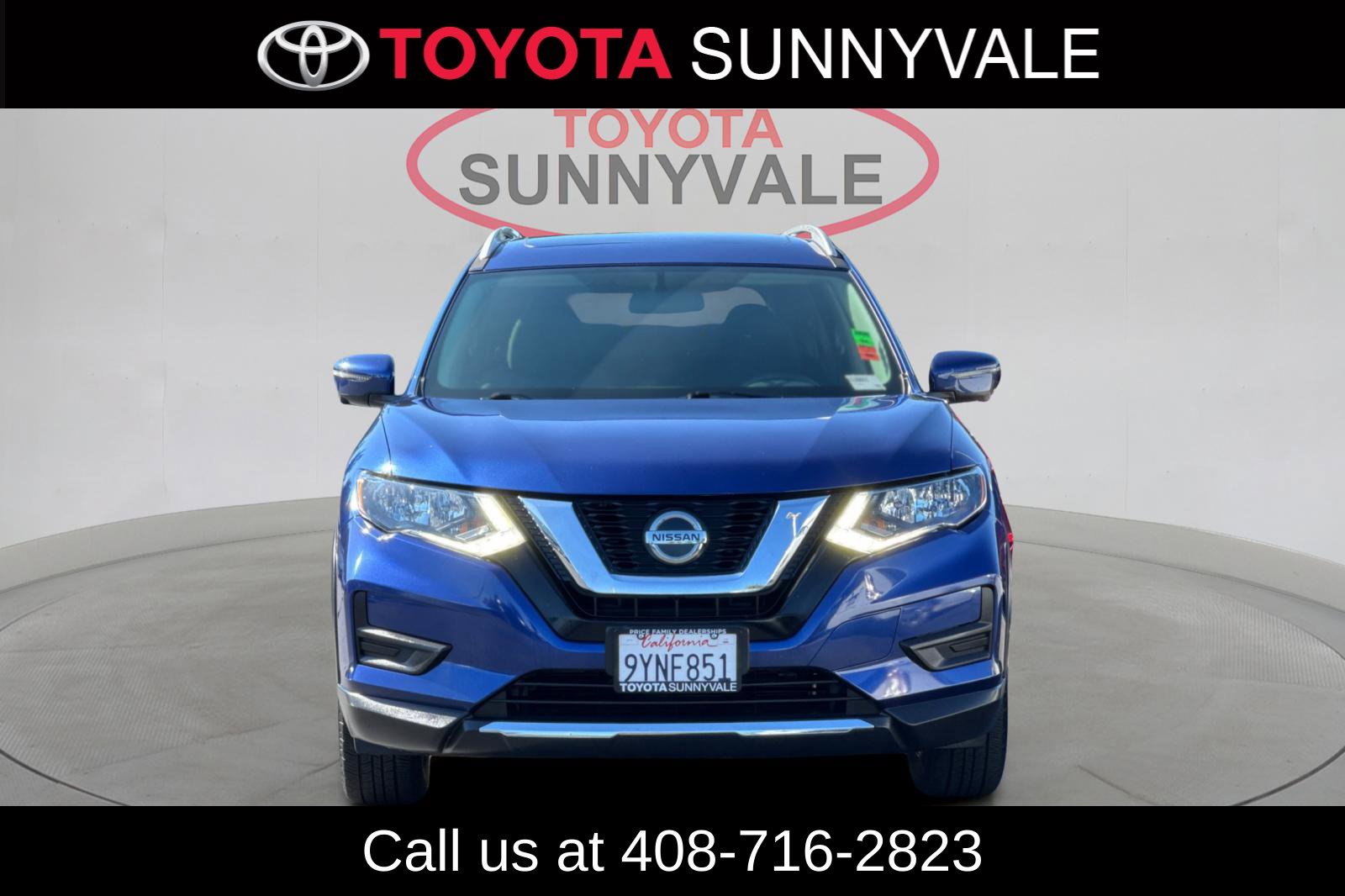 Used 2018 Nissan Rogue SV w/ Premium Package FWD image 11