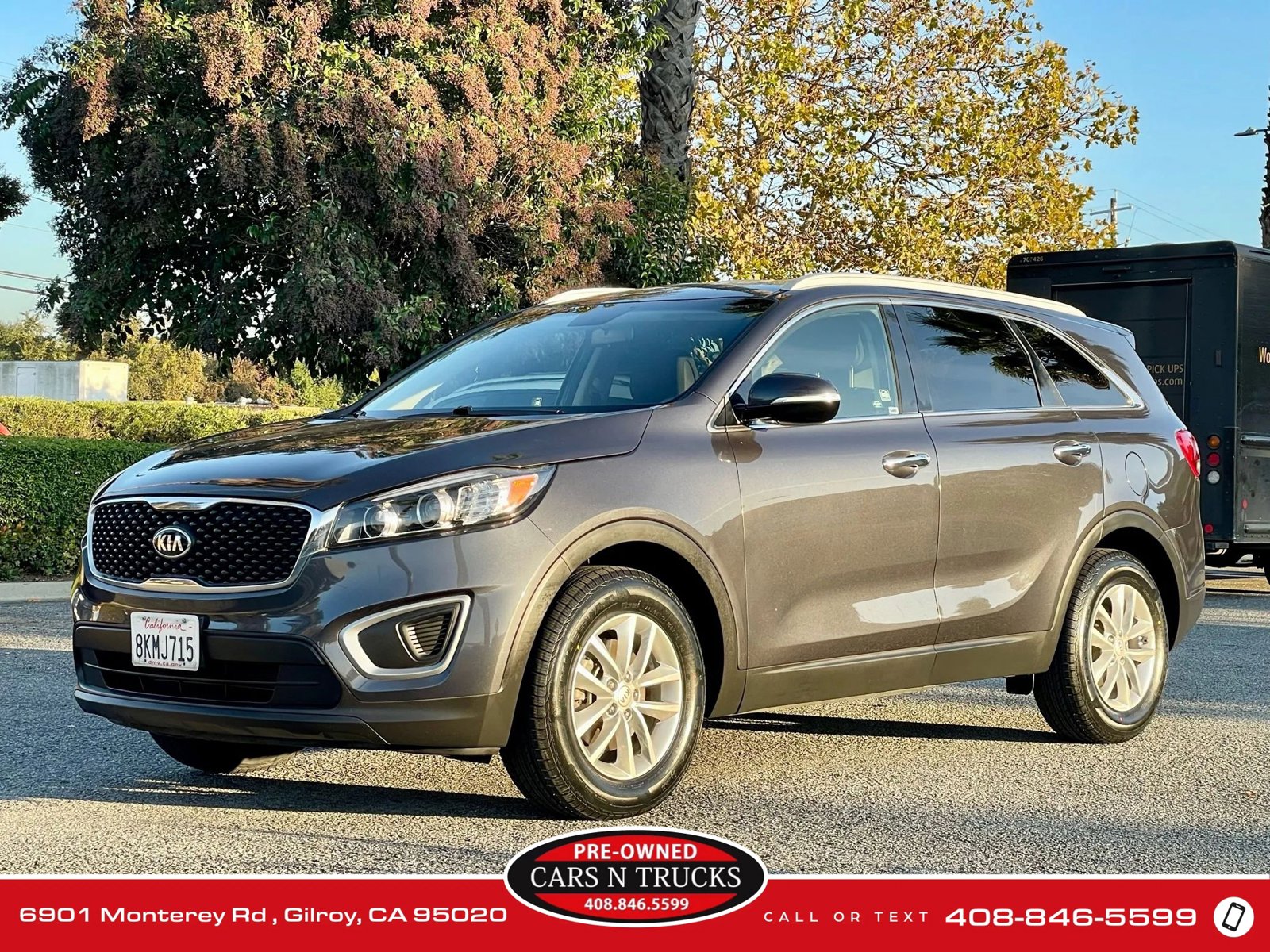 Used 2016 Kia Sorento LX image 3