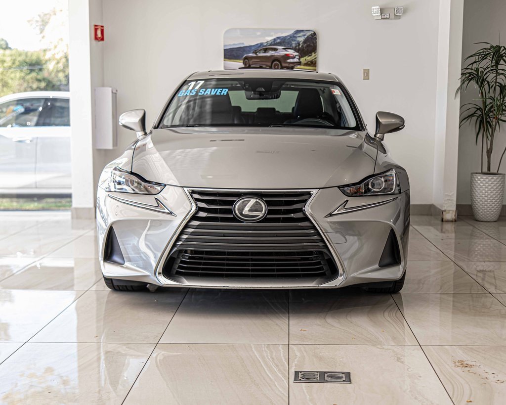 Used 2017 Lexus IS 300 AWD image 2