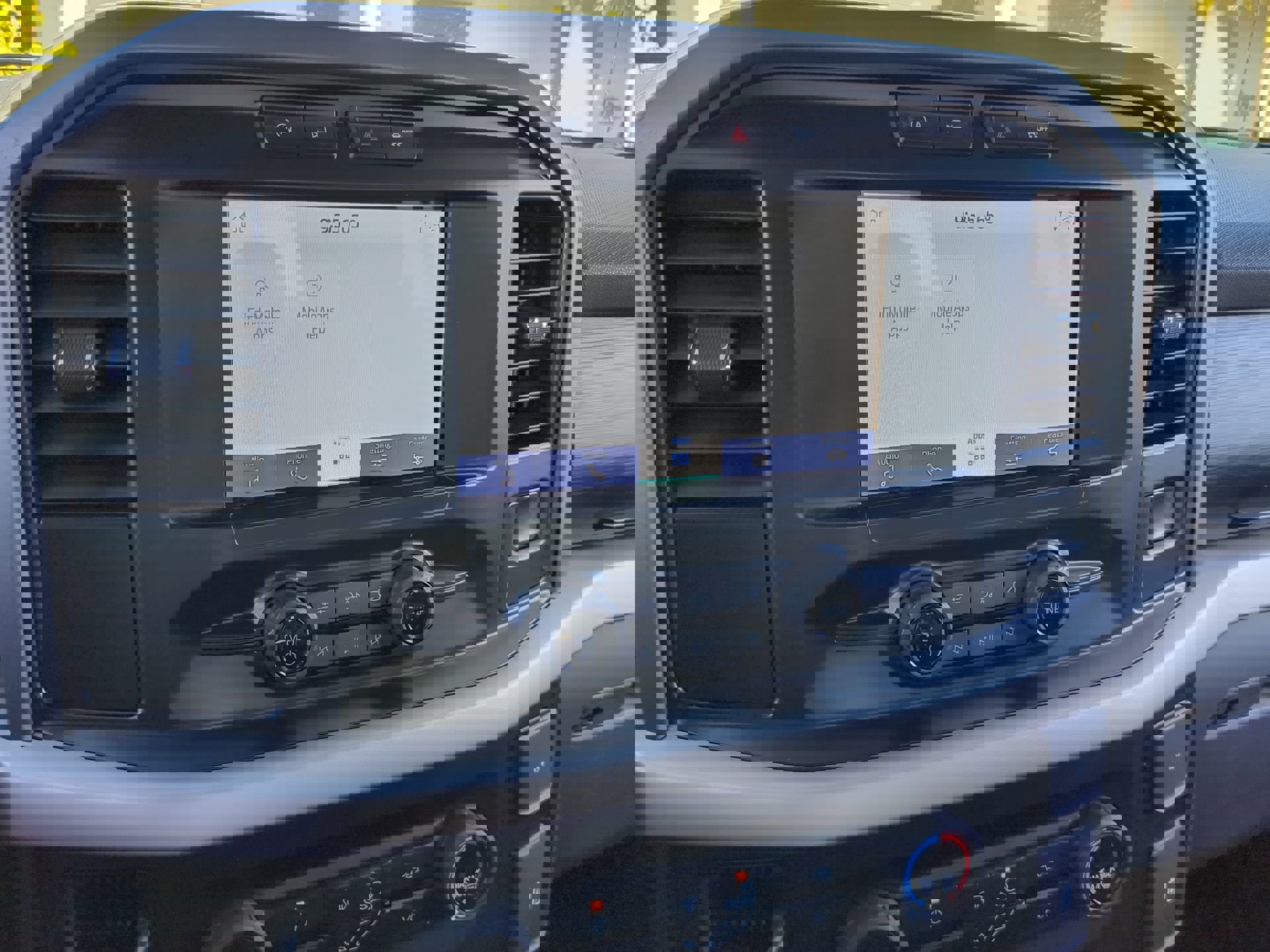 Used 2021 Ford F150 XLT image 23