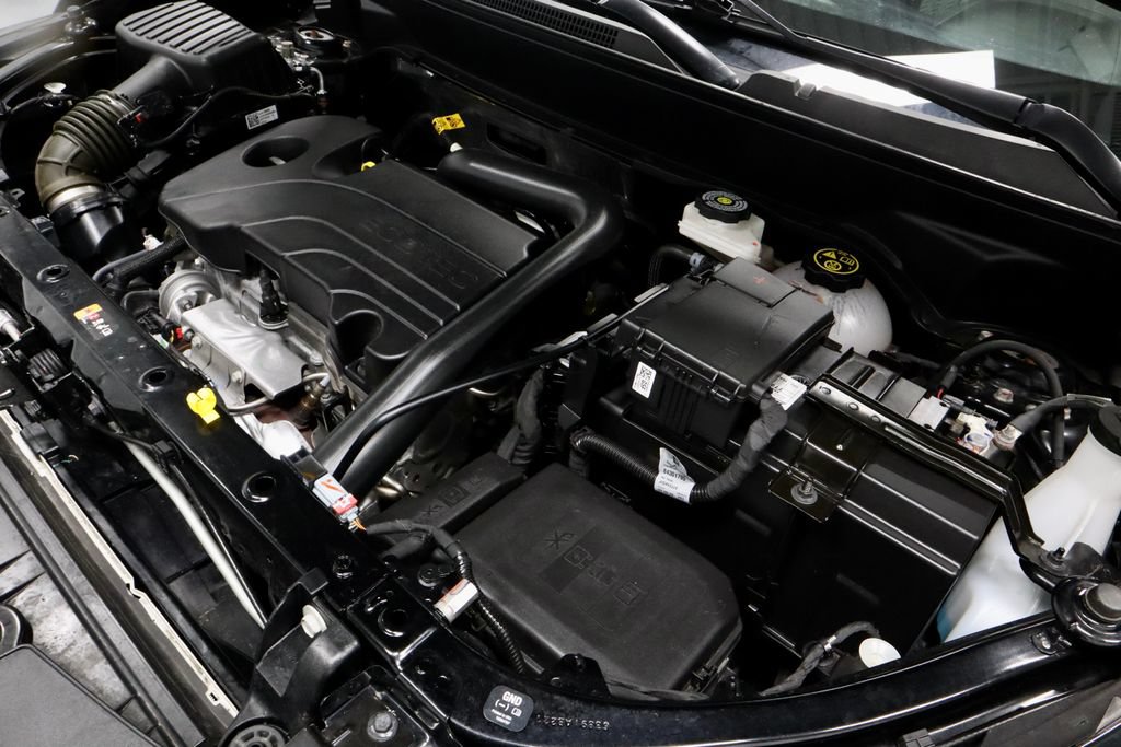 Used 2024 Chevrolet Equinox LS w/ LPO, Floor Liner Package AWD/4WD image 15