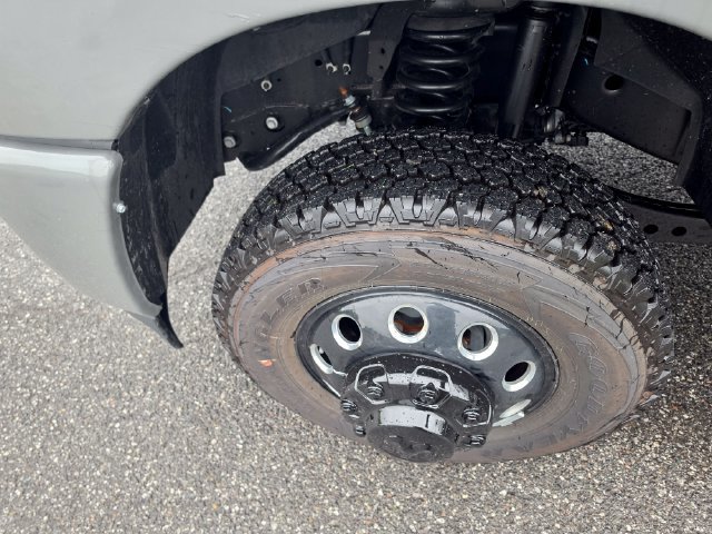 New 2026 RAM 3500 Big Horn AWD/4WD image 9