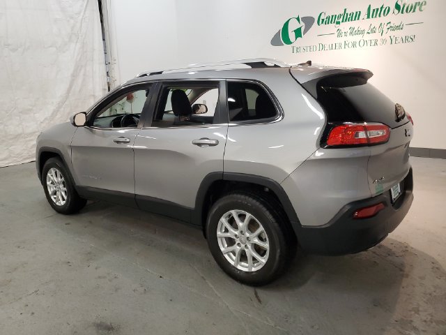 Used 2016 Jeep Cherokee Latitude AWD/4WD image 4