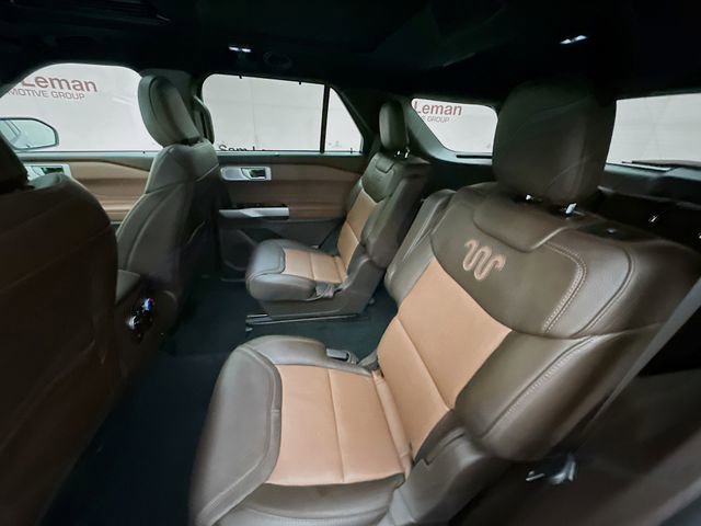 Used 2024 Ford Explorer King Ranch w/ Technology Package image 26