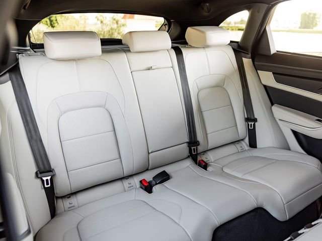 New 2026 Jaguar F-PACE R-Dynamic S image 24