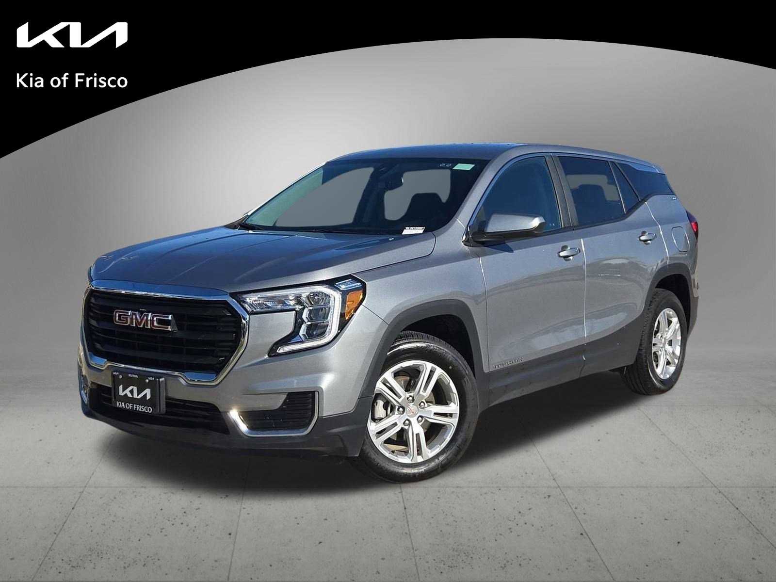 Used 2024 GMC Terrain SLE image 1