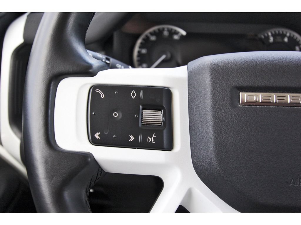 Used 2023 Land Rover Defender 110 AWD/4WD image 15
