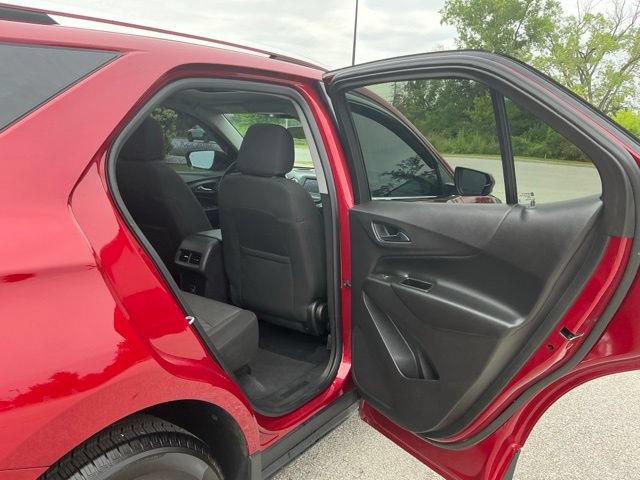 Used 2020 Chevrolet Equinox LT FWD image 18