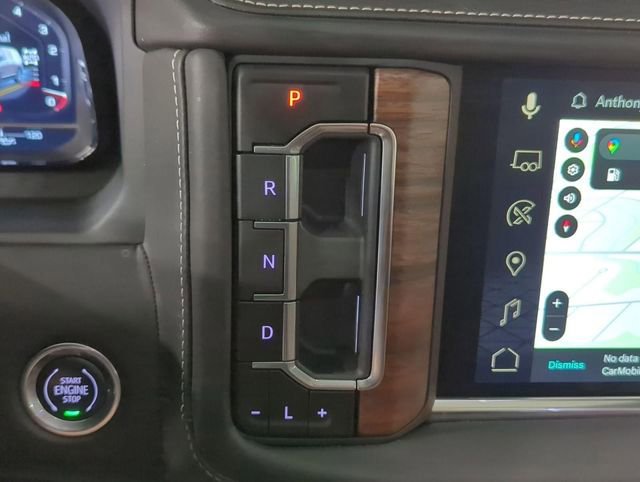 Used 2024 GMC Yukon Denali Ultimate AWD/4WD image 16
