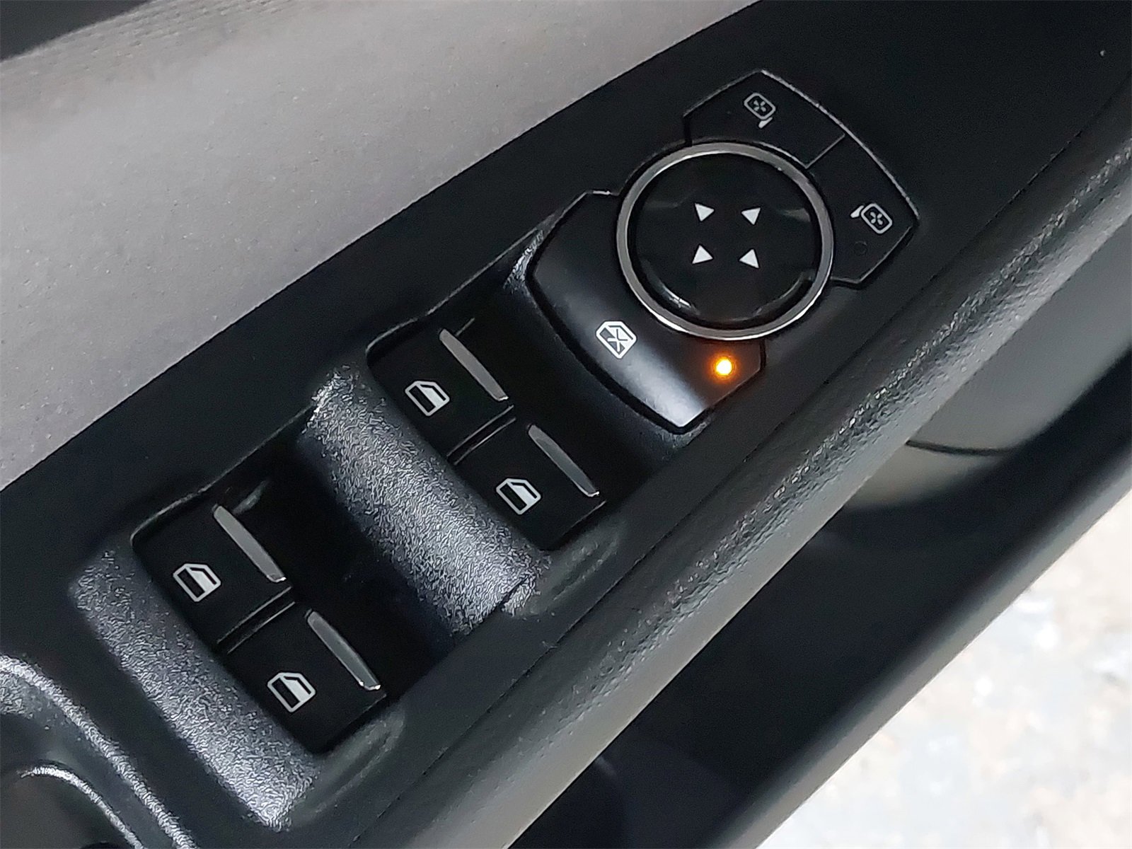 Used 2016 Ford Fusion S w/ Equipment Group 101A image 26