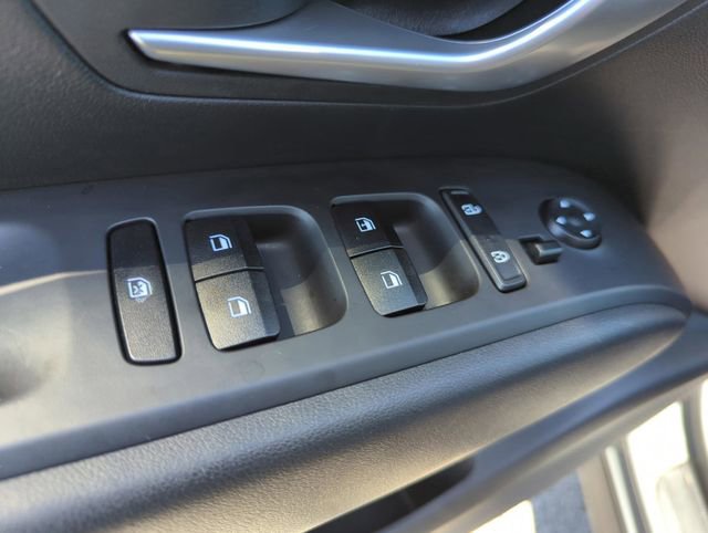 Used 2024 Hyundai Tucson SE image 25