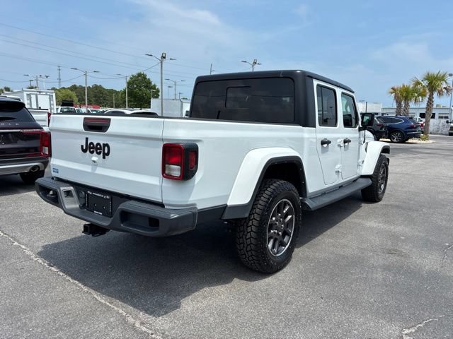Used 2021 Jeep Gladiator Overland w/ Trailer Tow Package AWD/4WD image 3