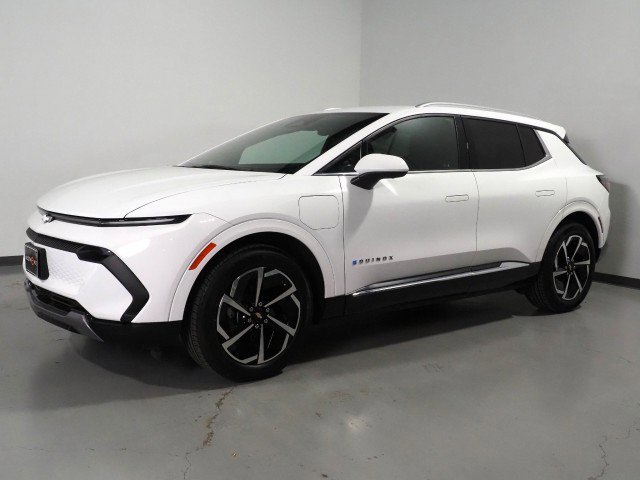 Used 2024 Chevrolet Equinox EV LT image 9