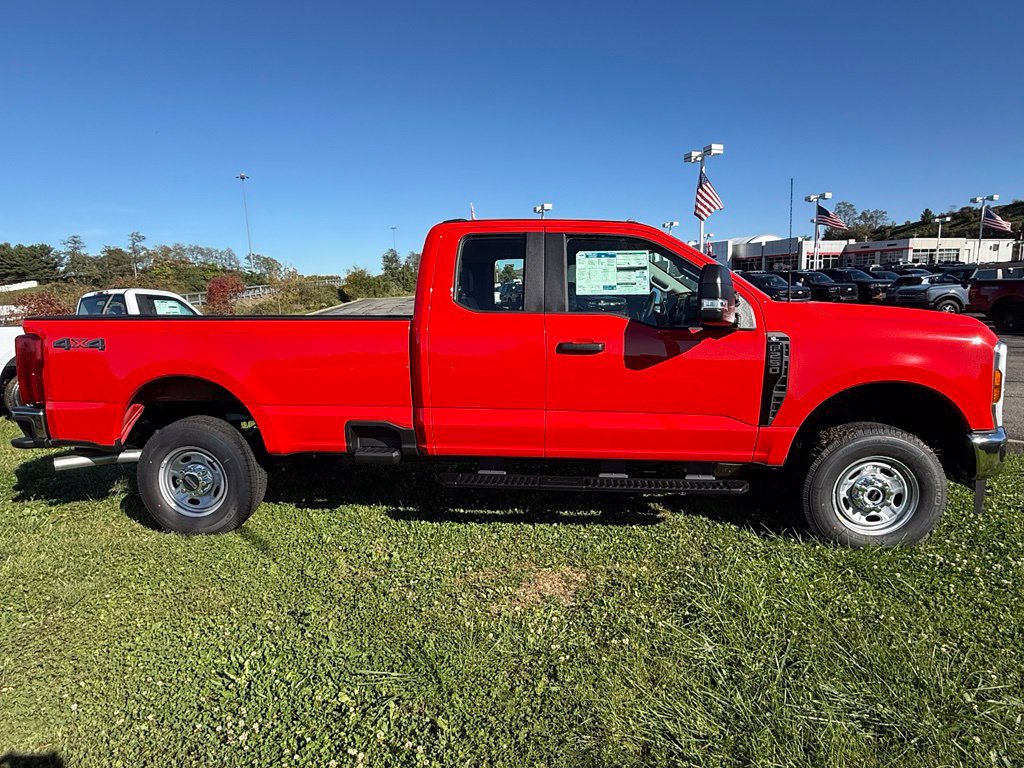 New 2027 Ford F250 XL w/ XL Chrome Package AWD/4WD image 4