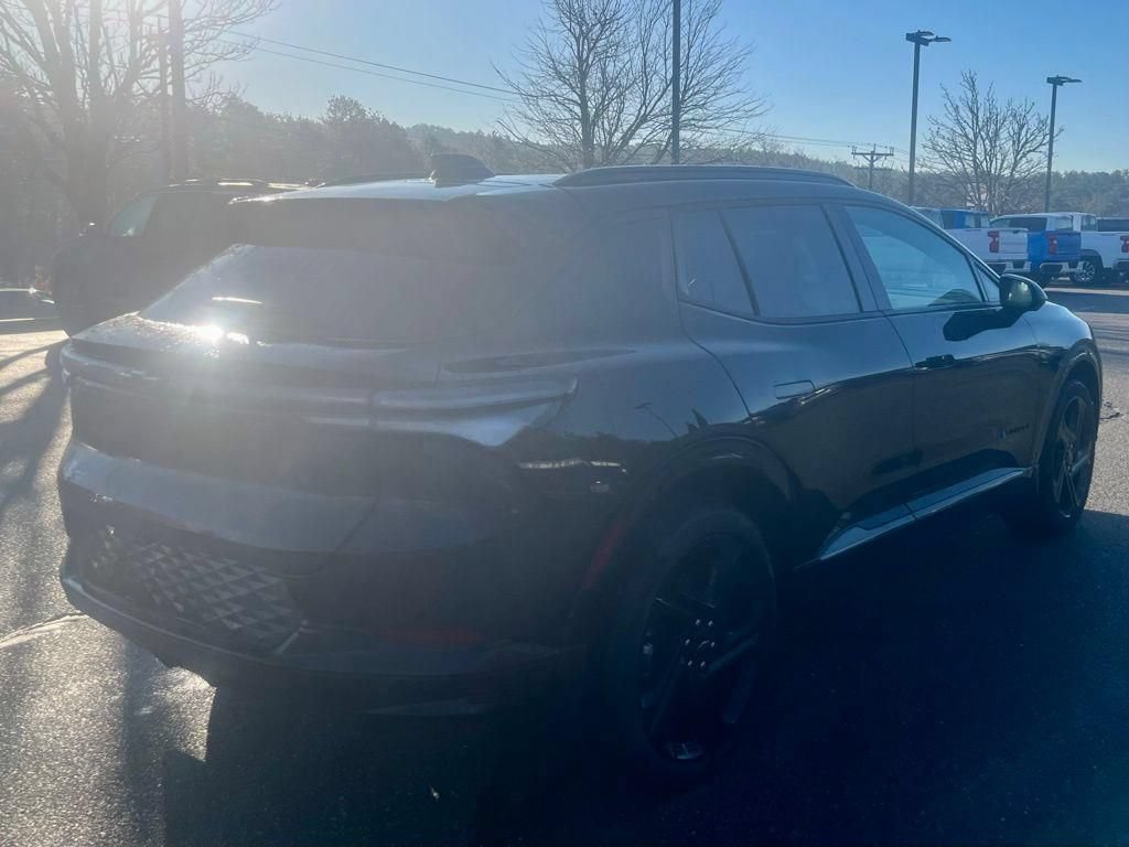 New 2025 Chevrolet Equinox EV RS w/ Active Safety Package 3 AWD/4WD image 6