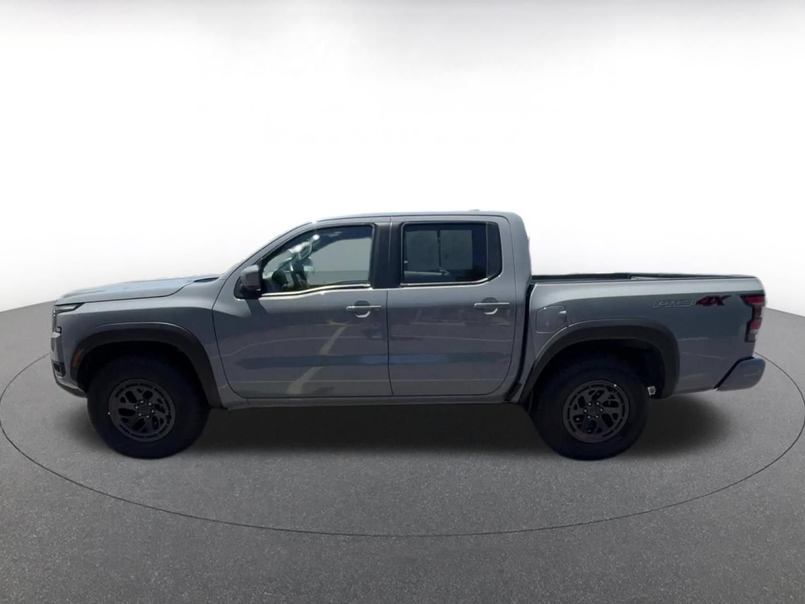 Used 2026 Nissan Frontier PRO-4X AWD/4WD image 9