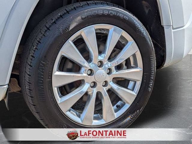 Used 2018 Jeep Cherokee Overland AWD/4WD image 32