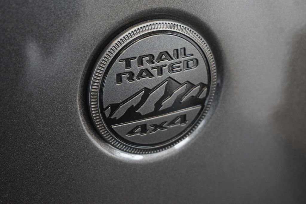 New 2025 Jeep Gladiator Sport image 16