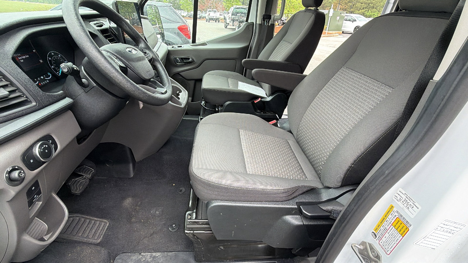 Used 2025 Ford Transit 350 XLT RWD image 16