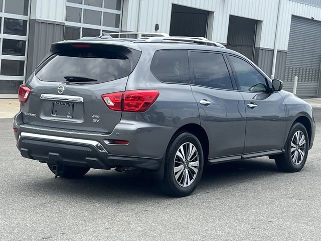 Used 2019 Nissan Pathfinder SV AWD/4WD image 14