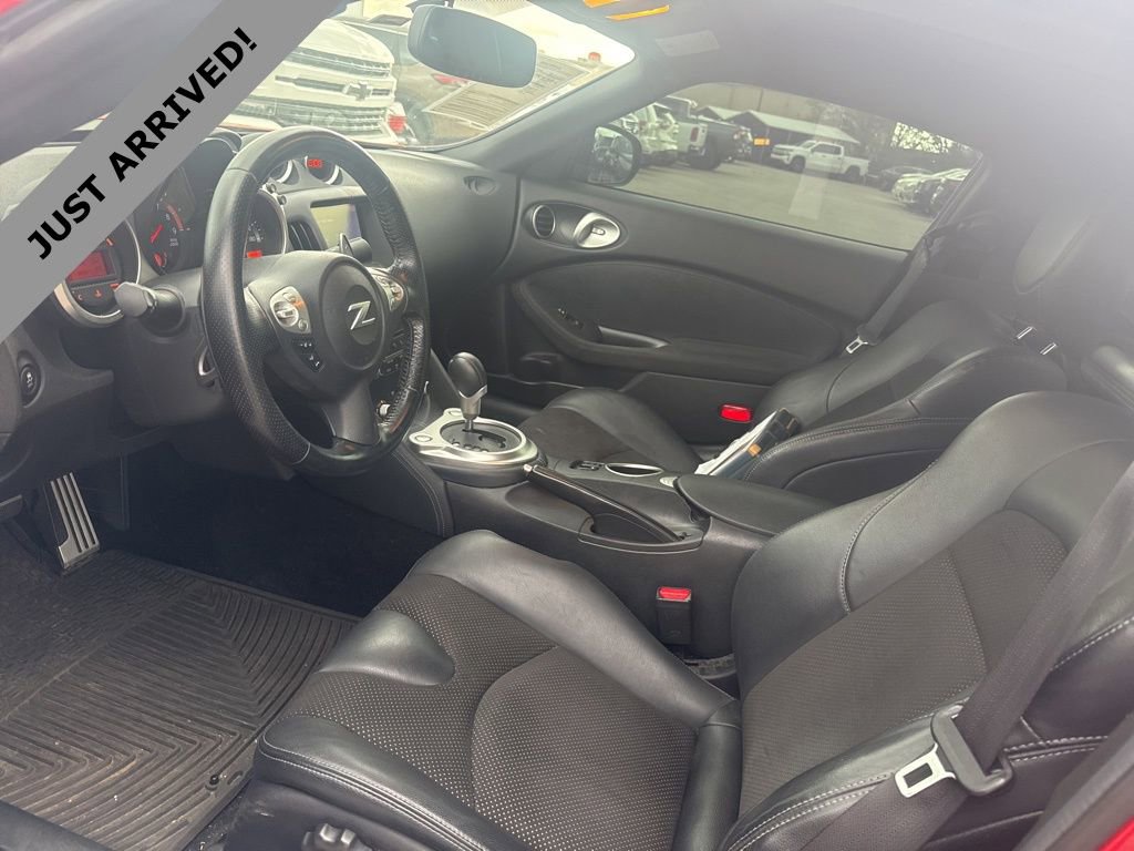 Used 2020 Nissan 370Z Touring Sport image 10
