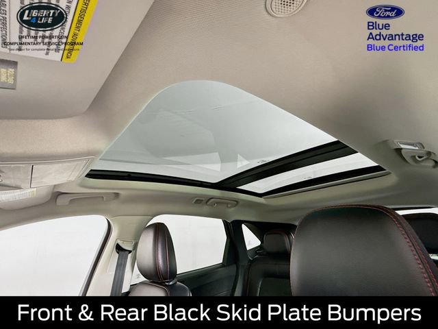 Certified 2022 Ford Escape SEL w/ SEL Stealth AWD Package image 24