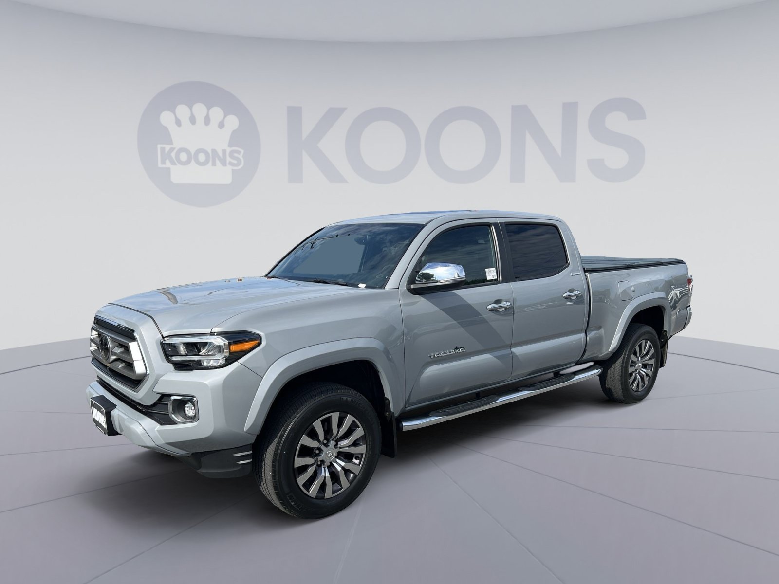 Used 2021 Toyota Tacoma Limited AWD/4WD image 1