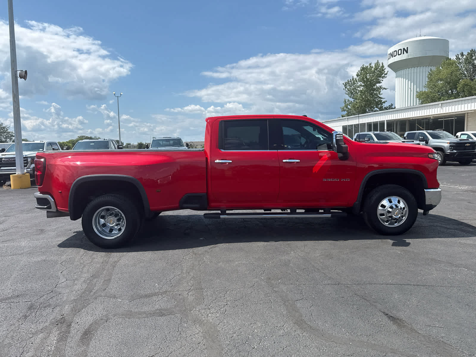 Certified 2024 Chevrolet Silverado 3500 LTZ w/ LTZ Plus Package AWD/4WD image 6