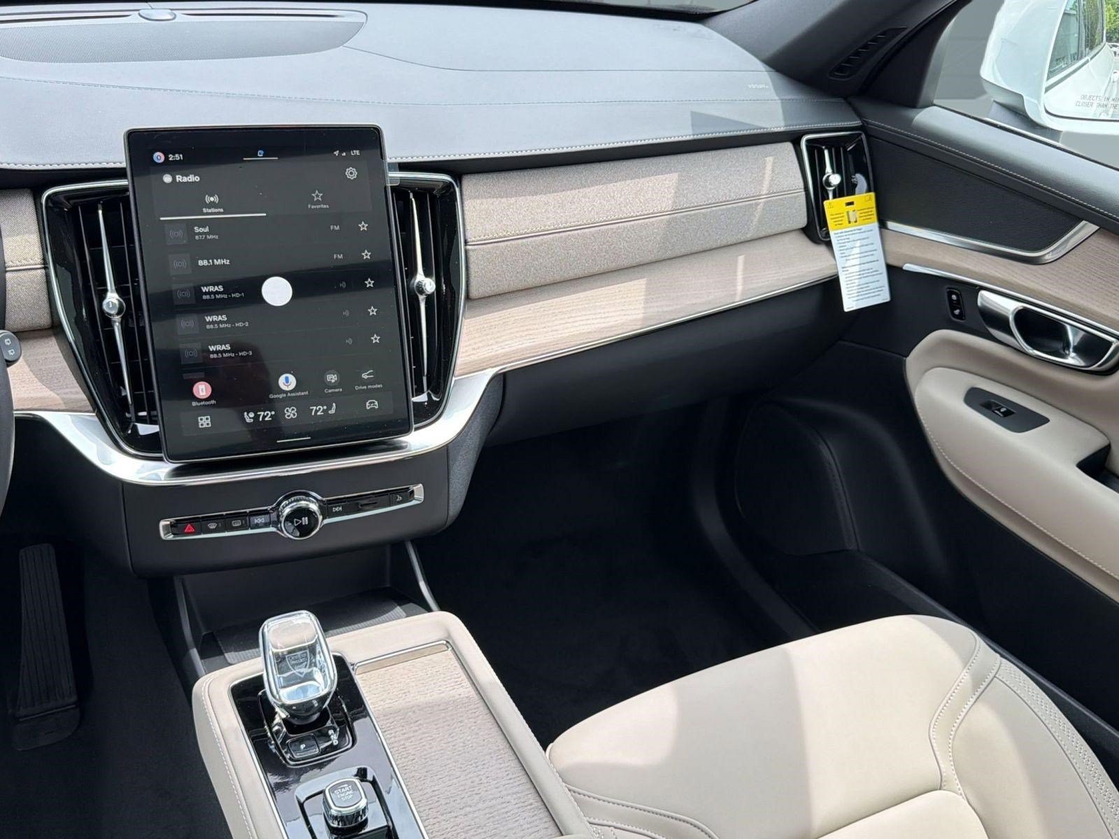 New 2026 Volvo XC90 B6 Plus w/ Protection Package AWD/4WD image 25