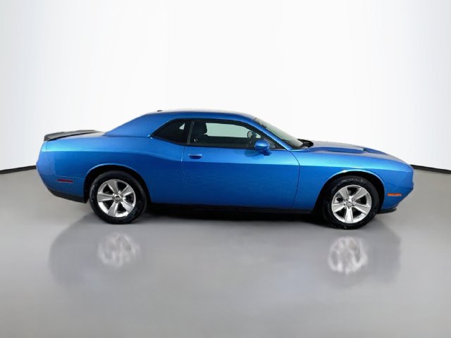 Used 2023 Dodge Challenger SXT RWD image 11