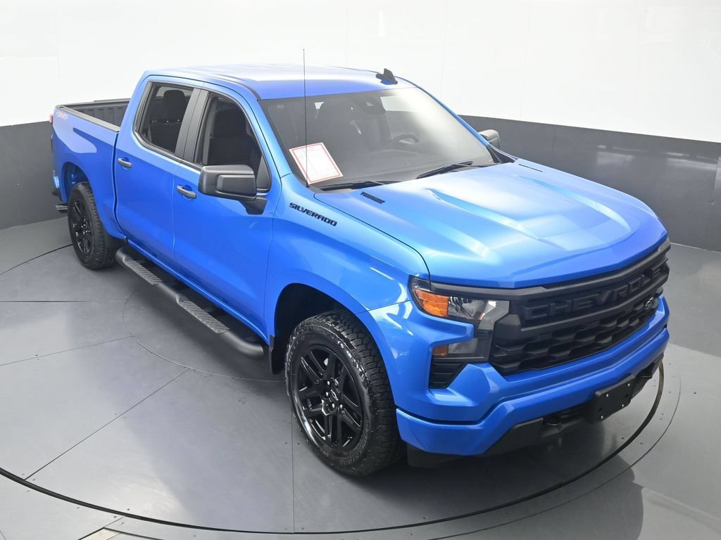 Used 2025 Chevrolet Silverado 1500 Custom w/ Turbomax Blackout Package AWD/4WD image 48