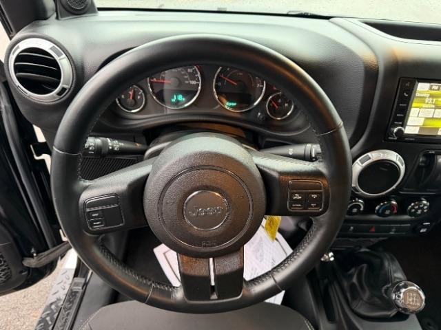 Used 2014 Jeep Wrangler Sahara w/ Mopar Chrome Edition Group image 15