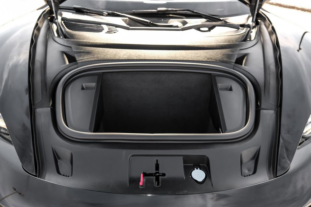 Used 2022 Porsche Taycan image 53