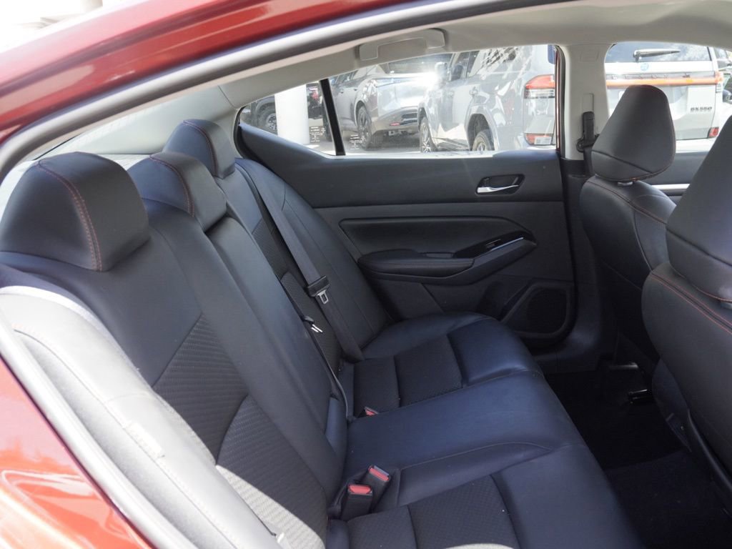 Certified 2024 Nissan Altima 2.5 SR image 17
